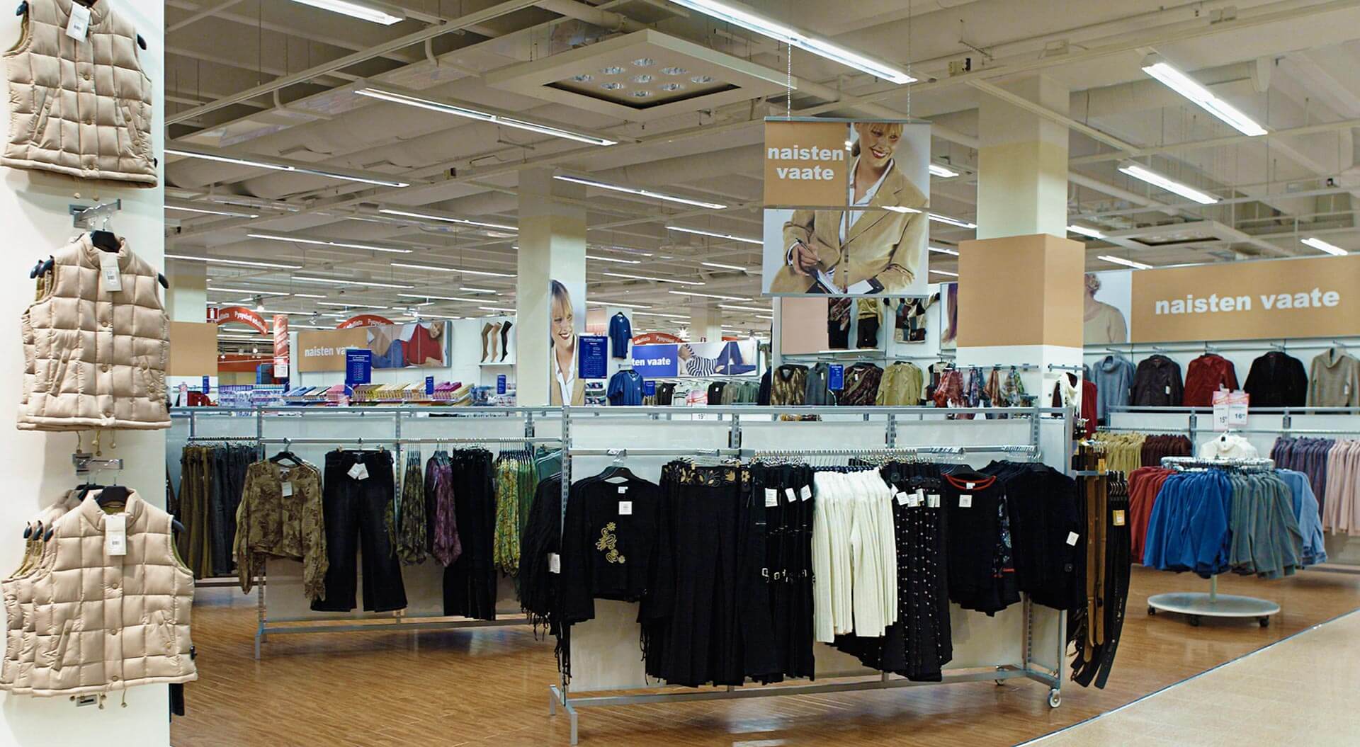 K CityMarket hypermarket Finland, fashion department merchandising system and branding