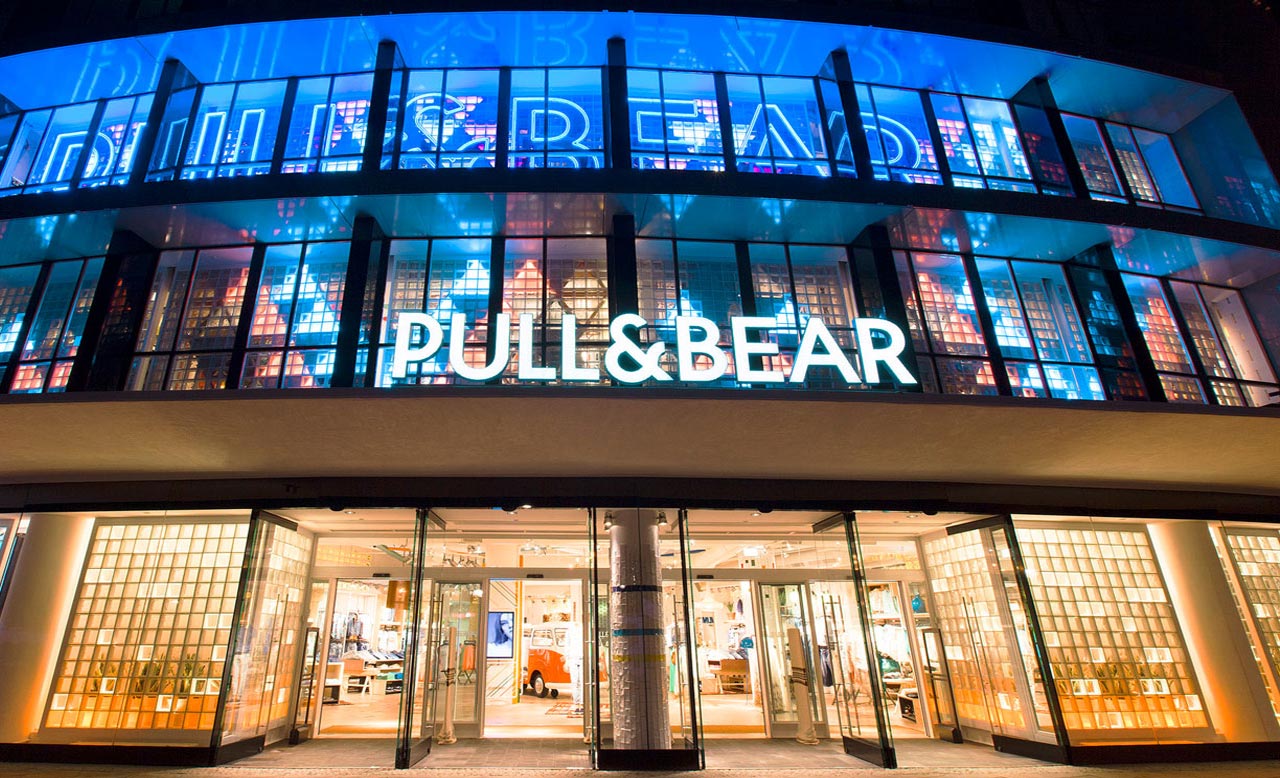 Pull&Bear store design - Millennial store concepts, experiential retail engagement