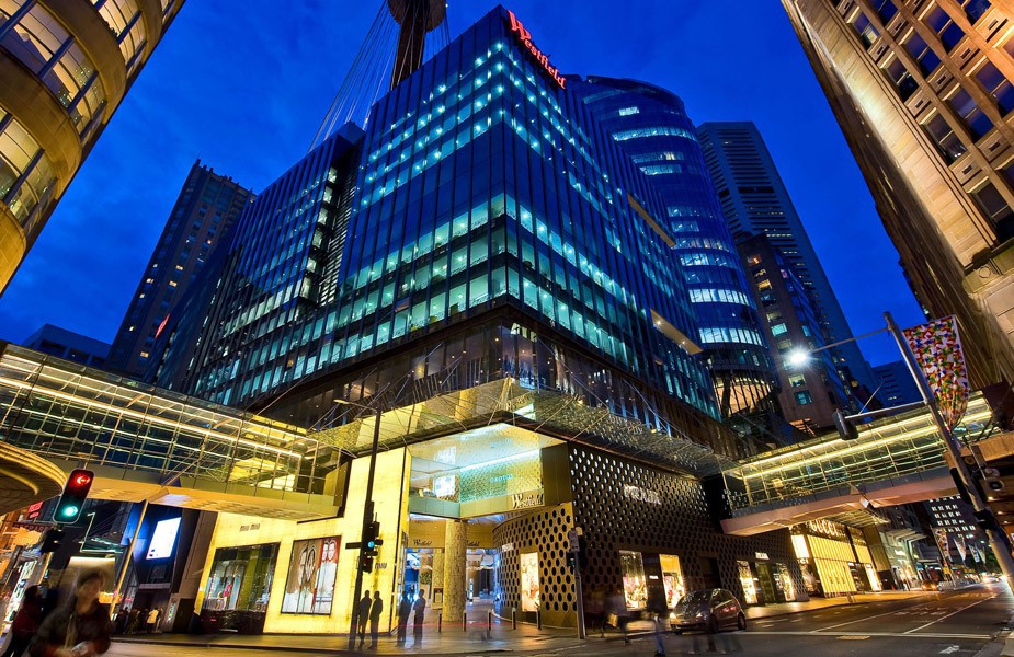 Innovative Shopping Mall and Food Court design - Westfield Sydney