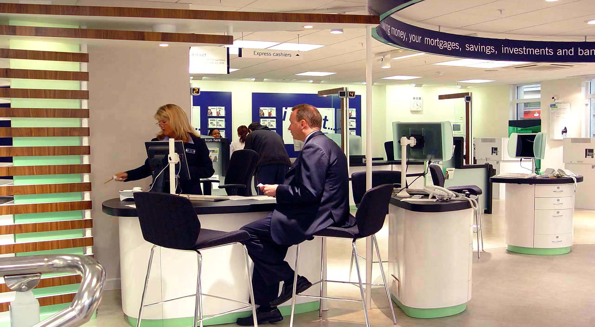 Lloyds Bank, Personal Banking and consultation point