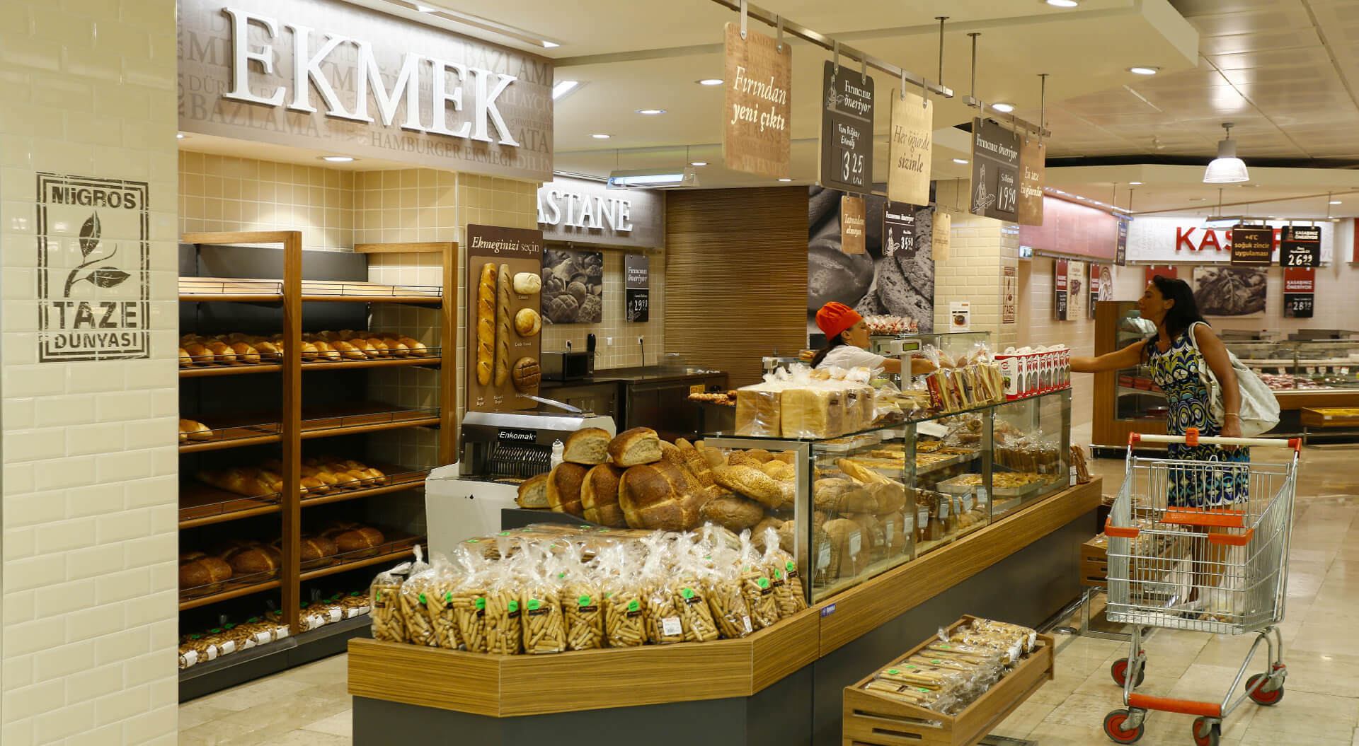 Migros Turkey Supermarket, Bakery Innovative in-store POSM environment design