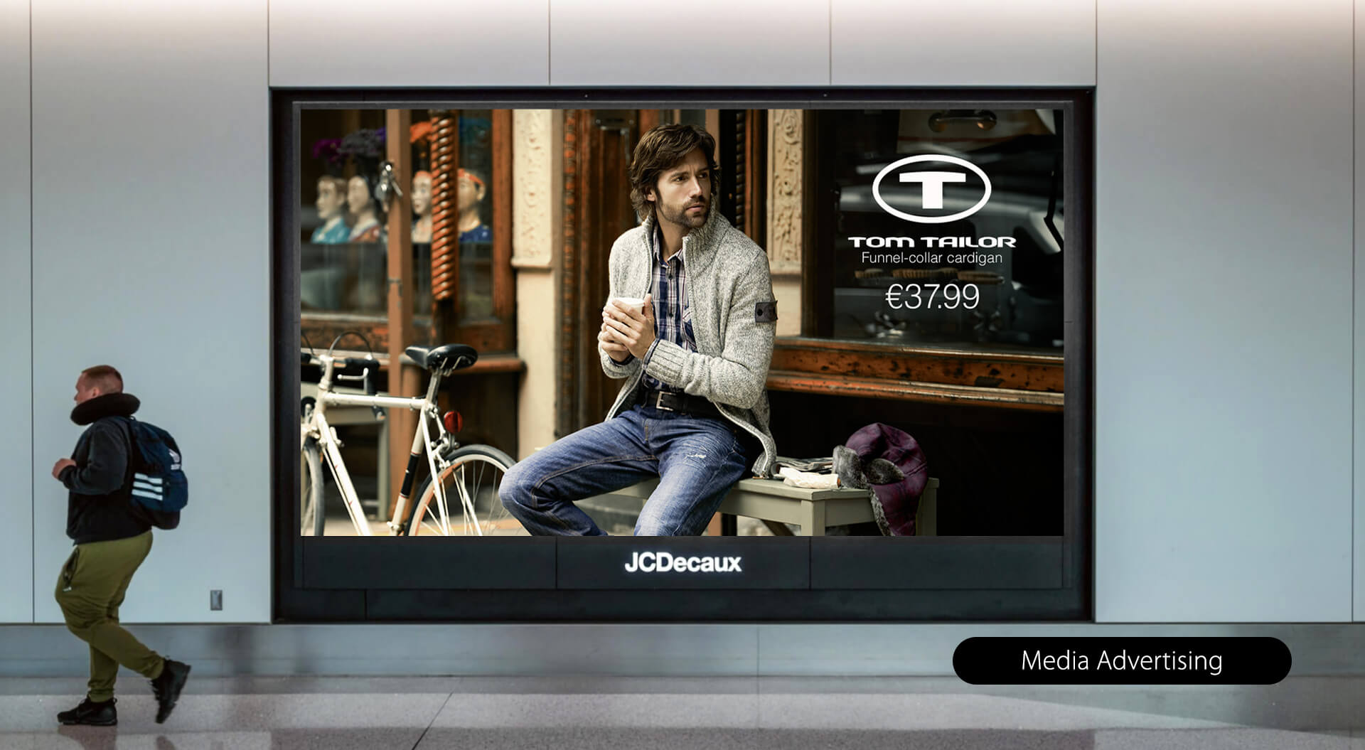 Tom Taylor man subway media advertising promotion – Funnel collar cardigan