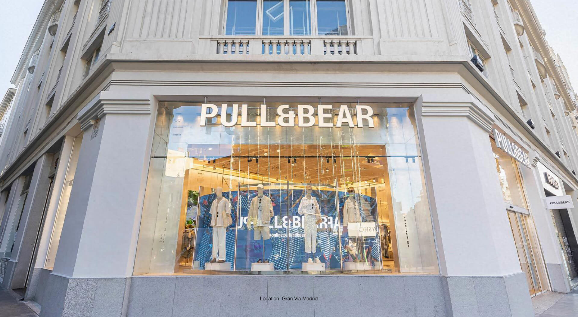 Pull & Bear Store Banding & Window Display, Gran Via Madrid