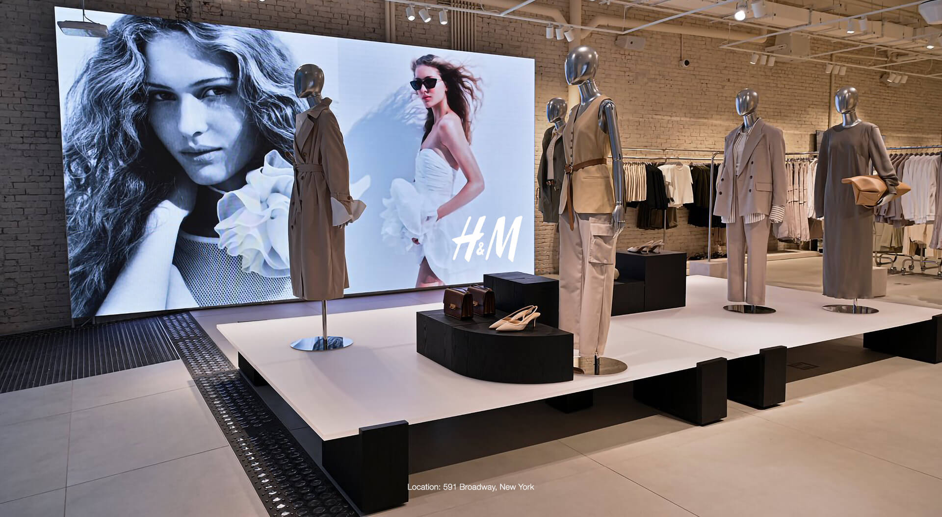 H&M Visual Merchandising Display - 591 Broadway New York