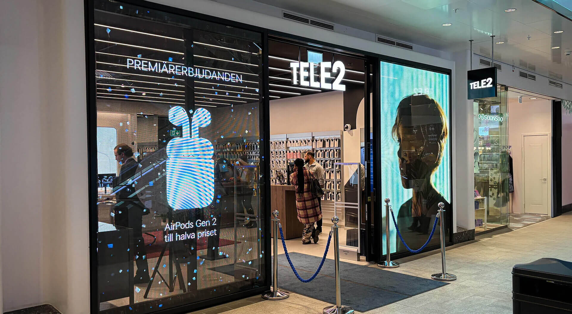 Tele2 Sweden Shopping Mall compact Store