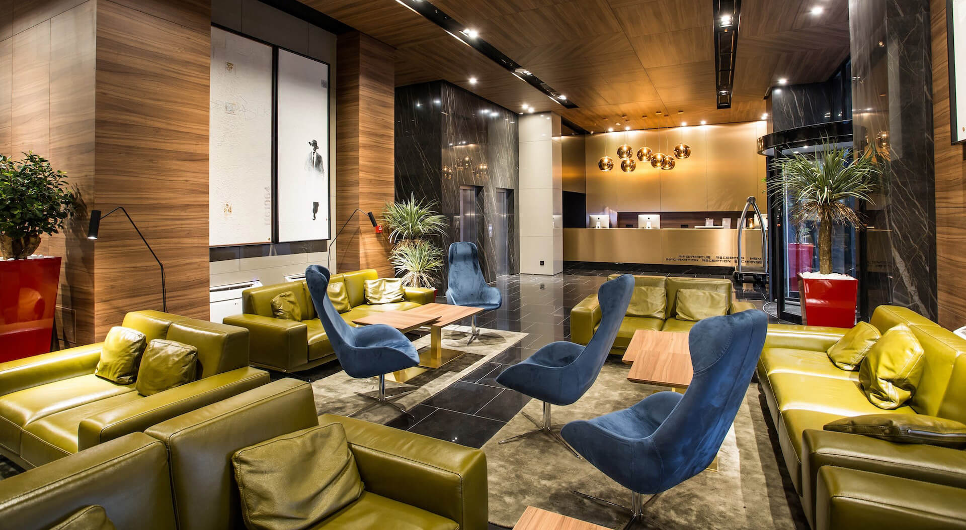 Benchmarking Private Bank VIP lounge design