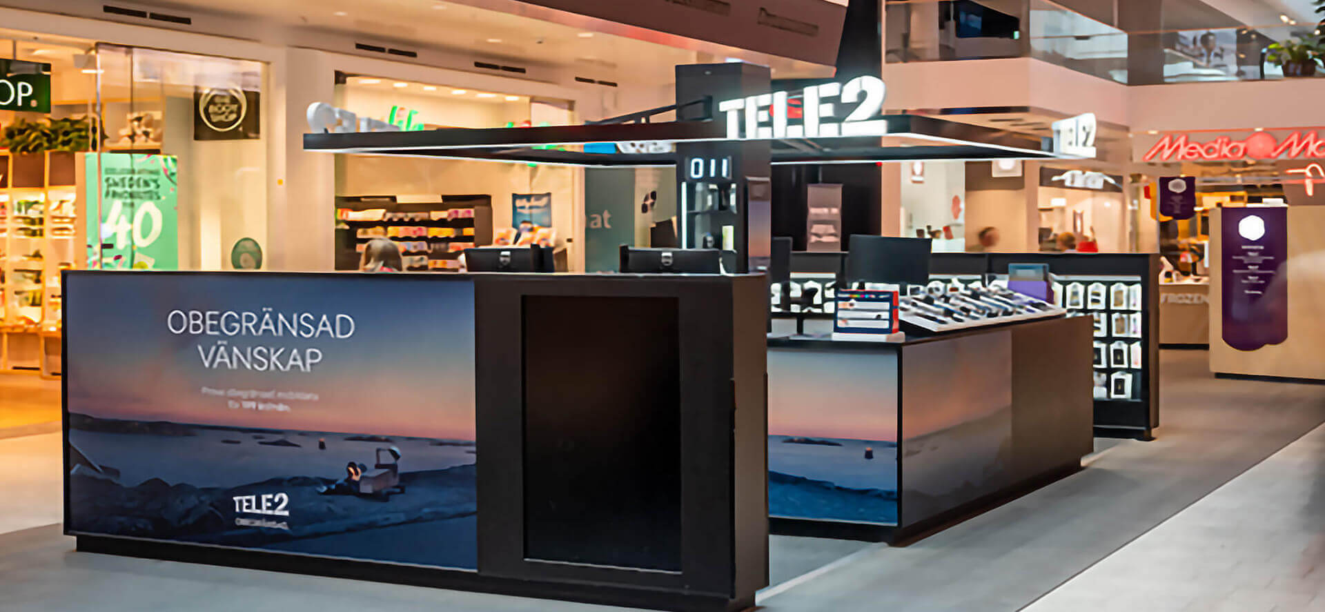 Tele2 shopping mall kiosk