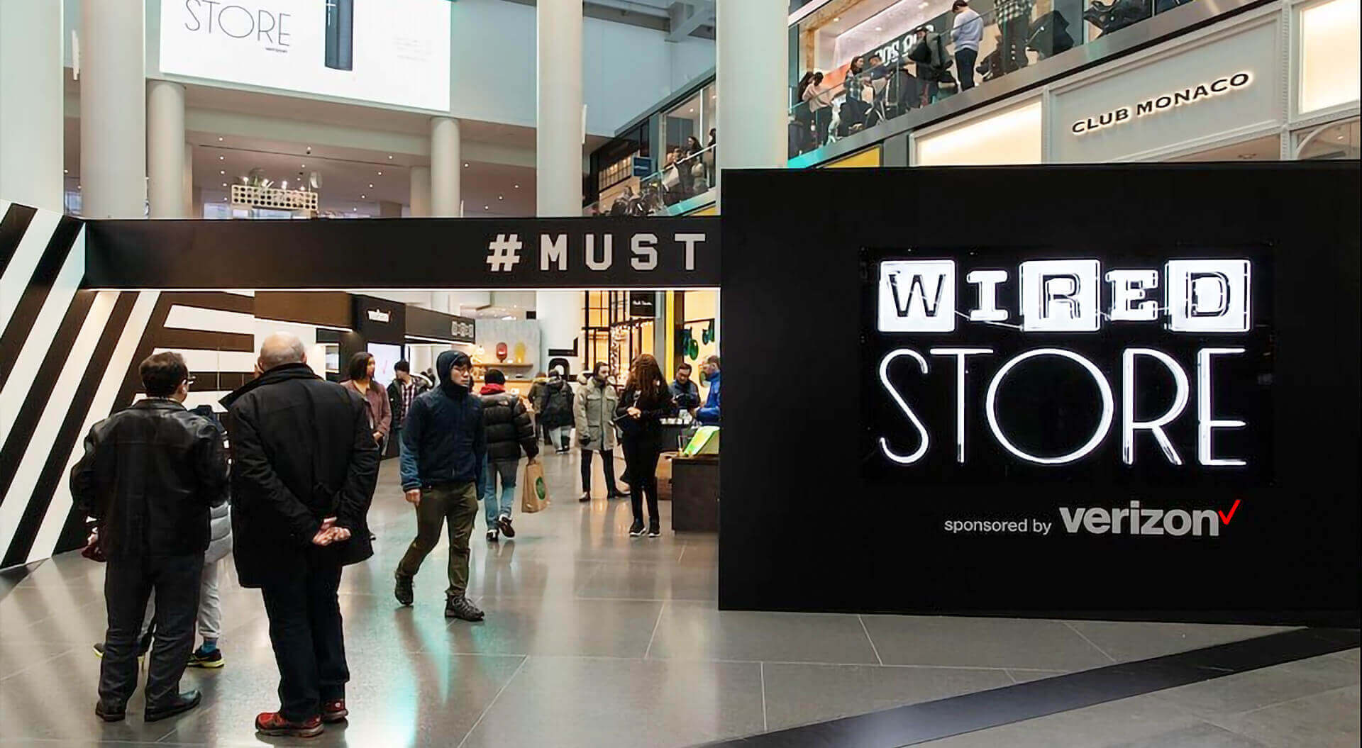 Verizon shopping mall kiosk
