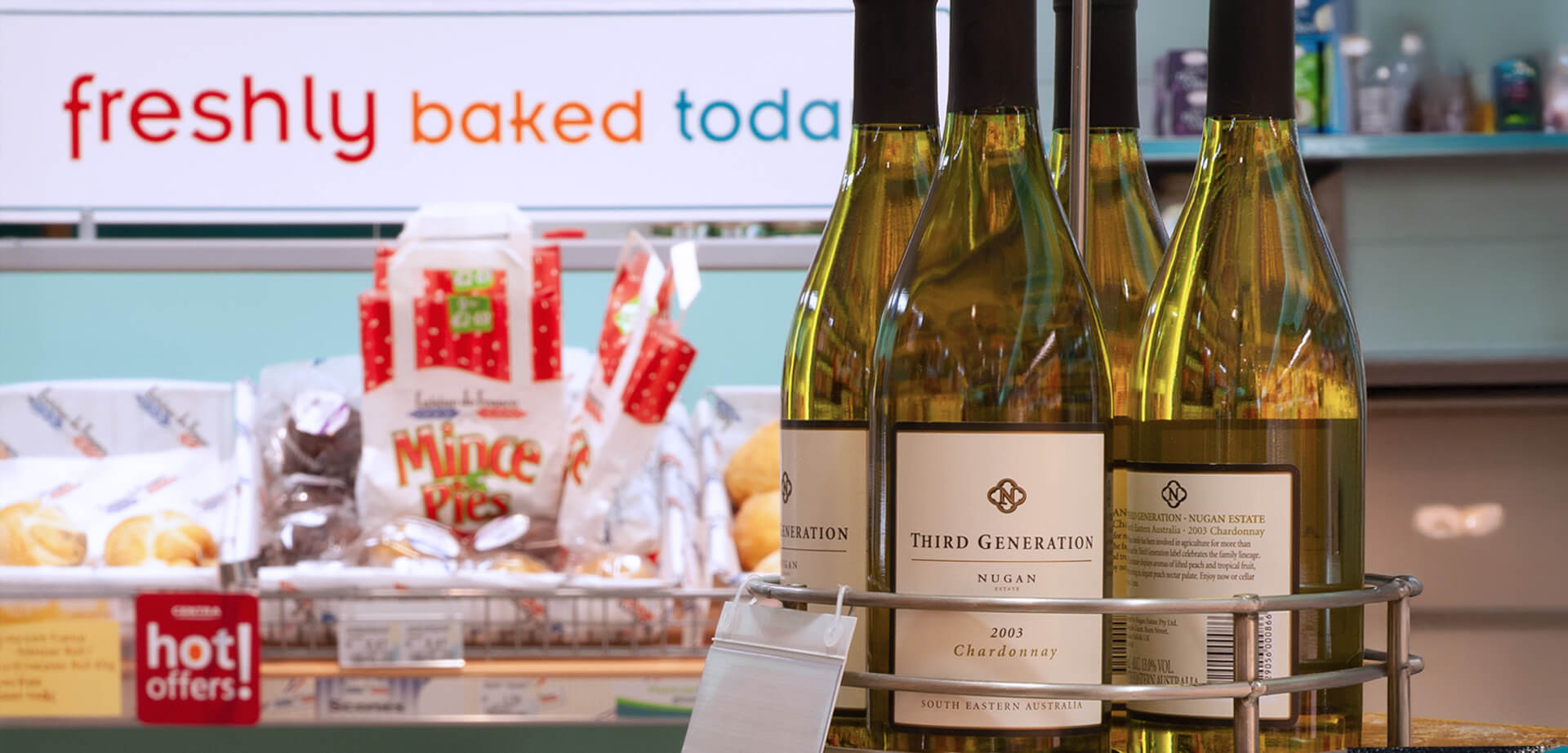 Centra’s freshly baked today selection strategy delivers high-quality, on-the-go meals, perfectly merchandised for convenience. Displayed in accessible wire baskets, products are positioned to maximize visibility, encourage impulse purchase