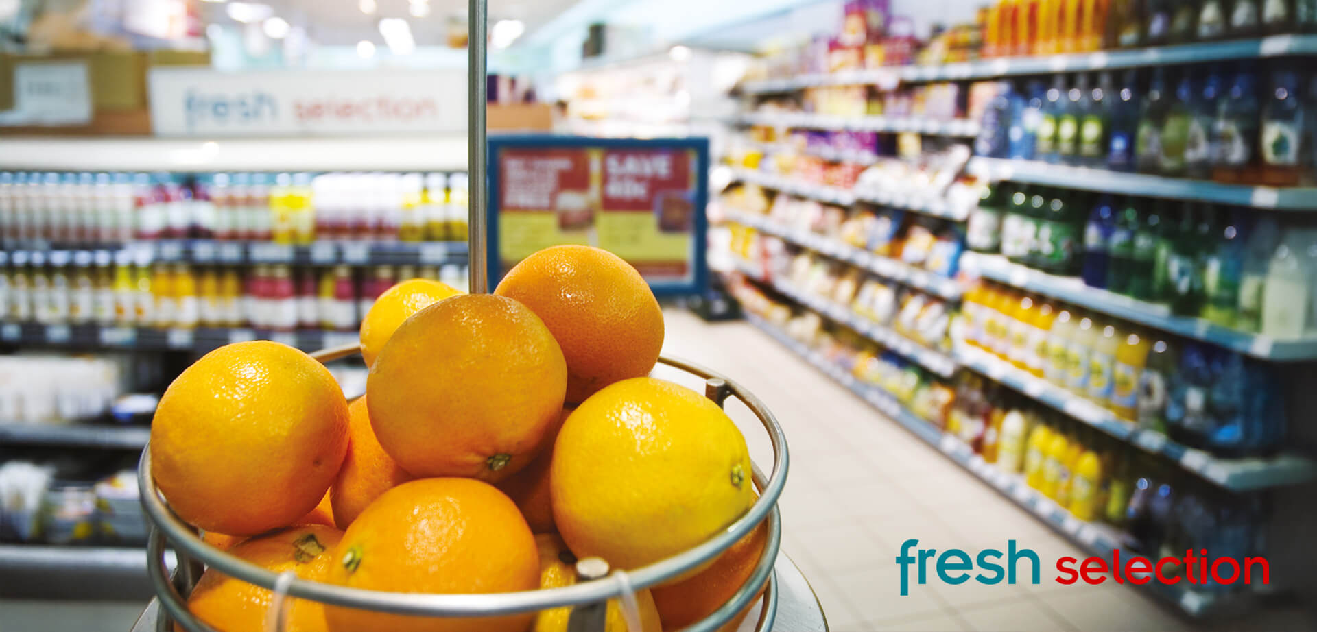 Centra’s fresh selection strategy delivers high-quality, on-the-go meals, perfectly merchandised for convenience. Displayed in accessible wire baskets, products are positioned to maximize visibility, encourage impulse purchase