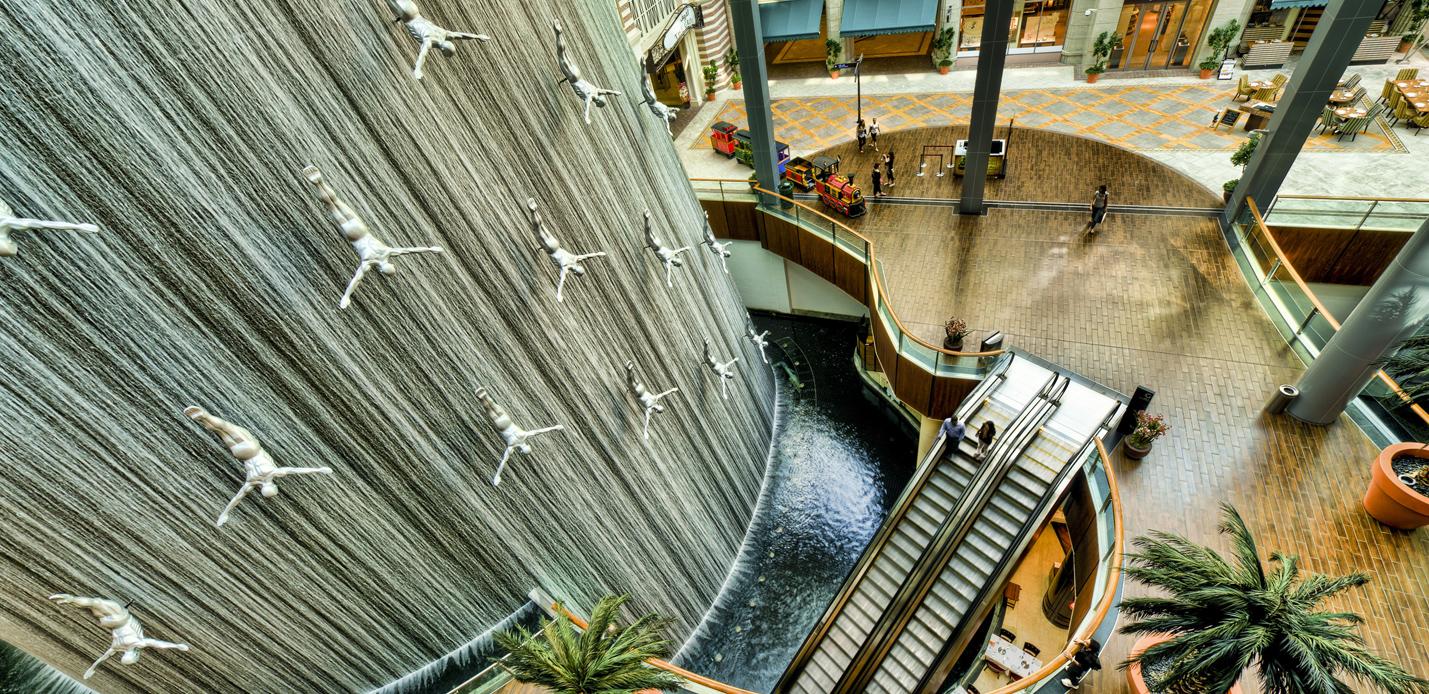 Optimizing shopping mall design, planning and branding strategies Dubai Mall internal water feature