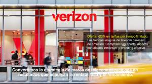 Entrada y marca de la tienda insignia de Verizon.