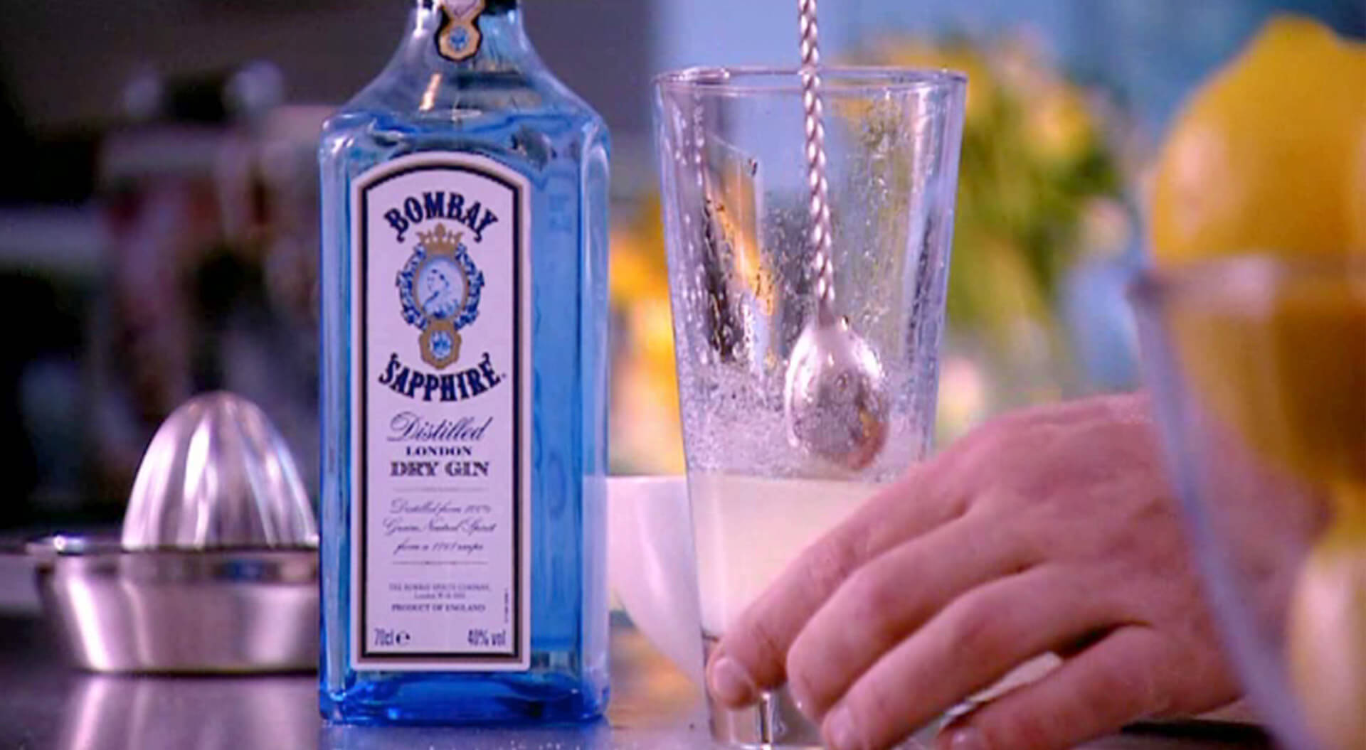 Spirits industry promotion campaigns travel retail, strategy marketing, retail design, airports, duty-free alcohol marketing, innovative concepts ideas Bacardi Global Travel Retail, brand Bombay Sapphire Collins