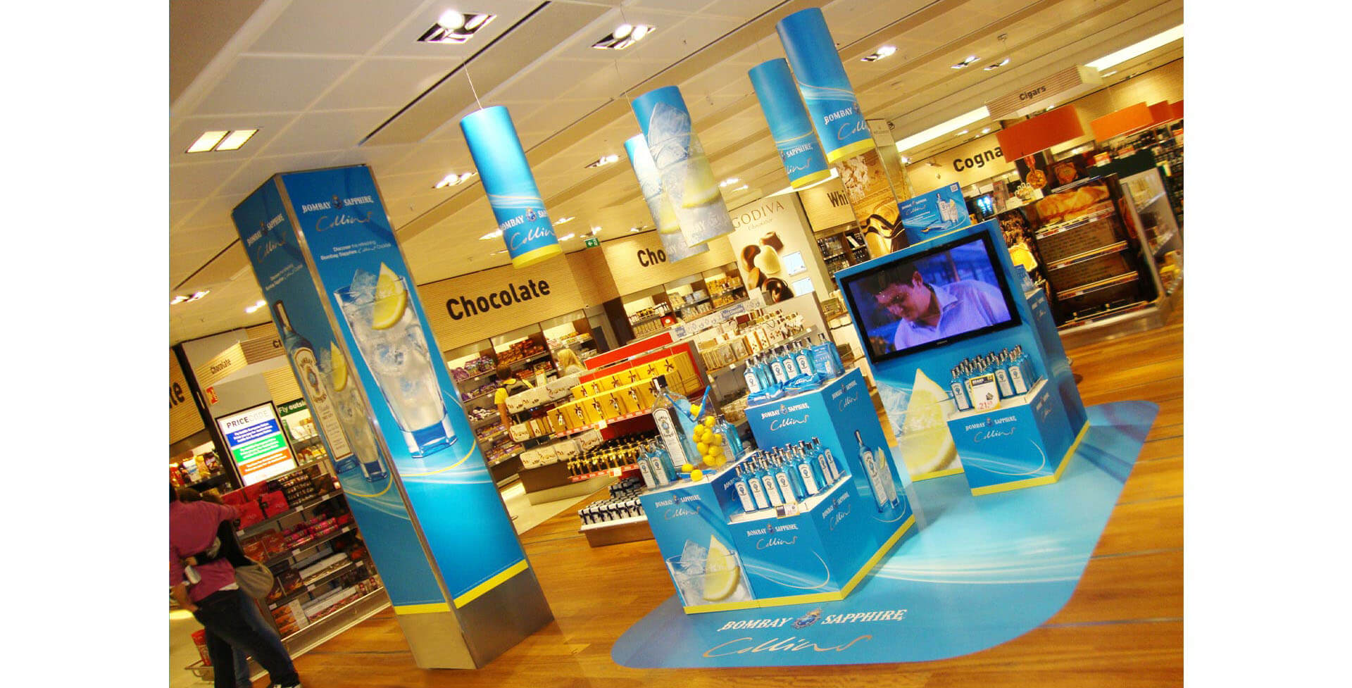 Bombay Sapphire Collins Spirits industry promotion campaigns travel retail design, airports, duty-free airport merchandising and branding