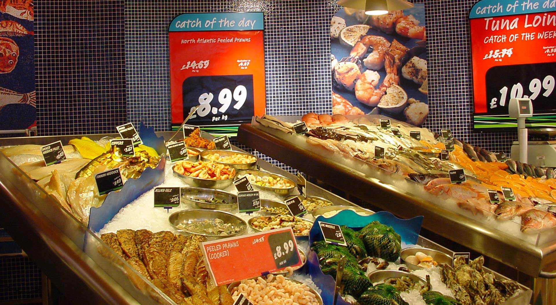 Safeway supermarkets interior store design for chilled island merchandising fresh fish display