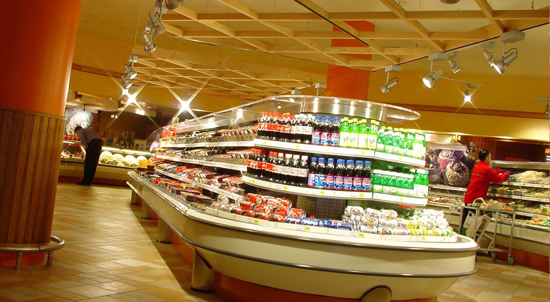 Safeway interior store design for chilled island merchandising in supermarkets